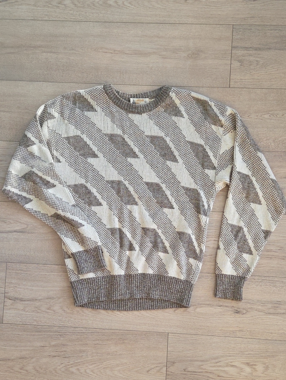 London Fog Men's Crewneck Sweater in Cream & Taupe Geometric